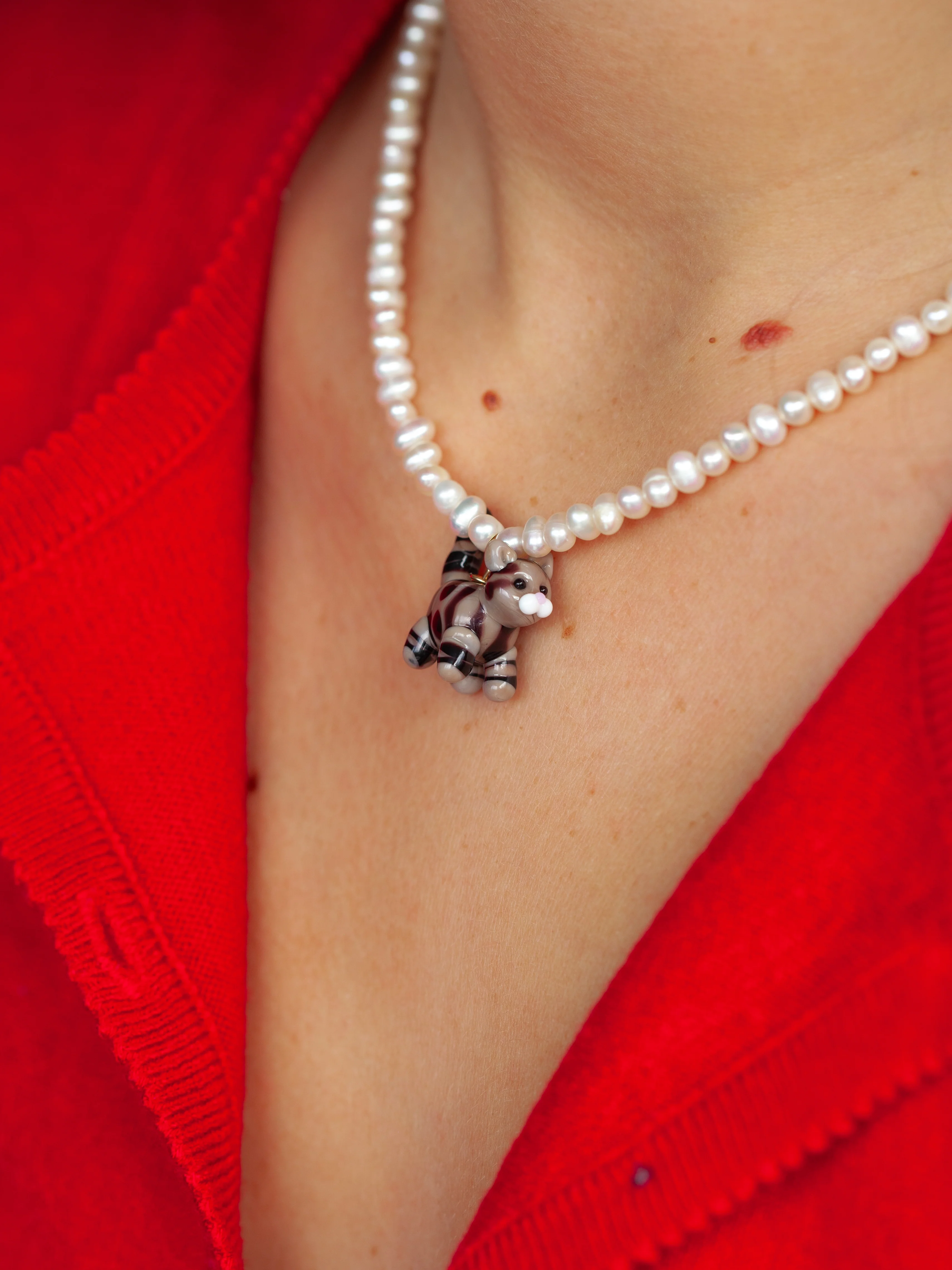 Pearly Kitty Necklace - Image 4